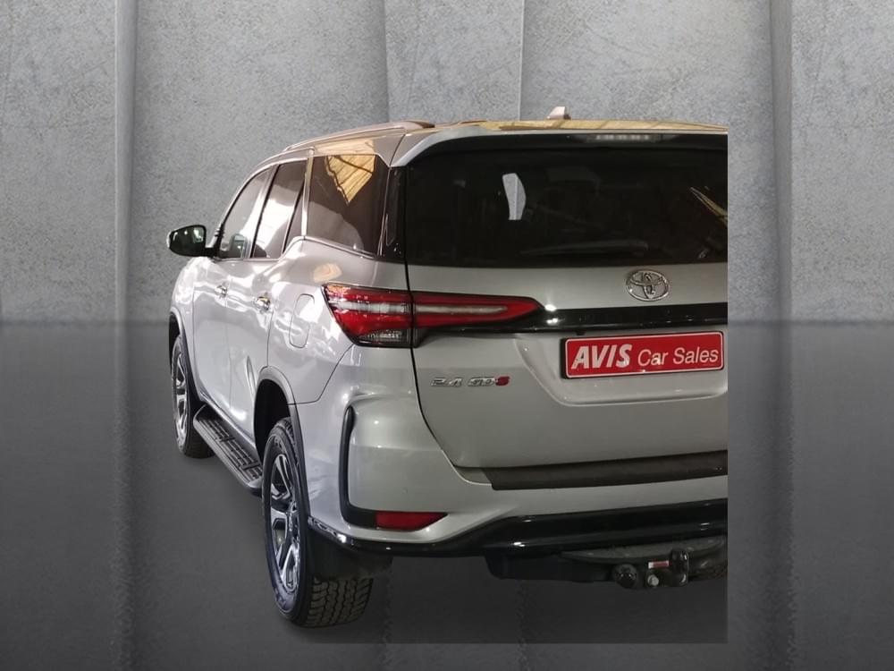 Toyota Fortuner 2.4 Gd-6 At