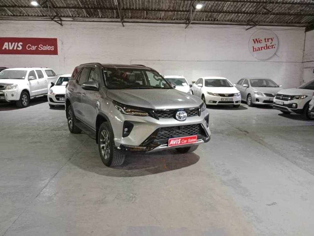 Toyota Fortuner 2.4 Gd-6 At