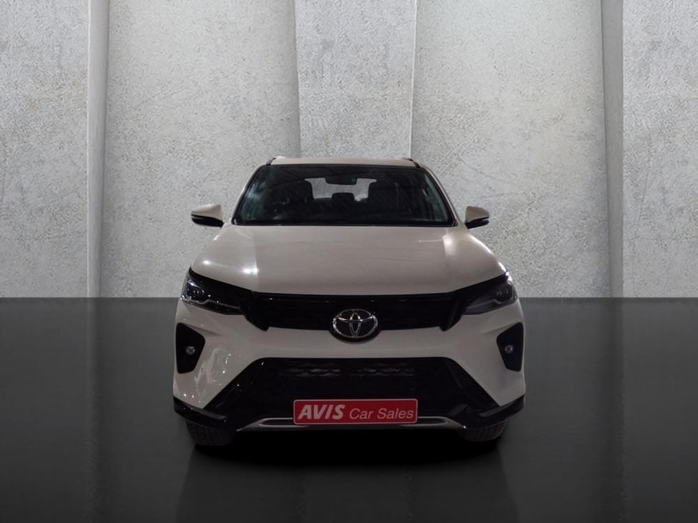 Toyota Fortuner 2.4 Gd-6 Rb At