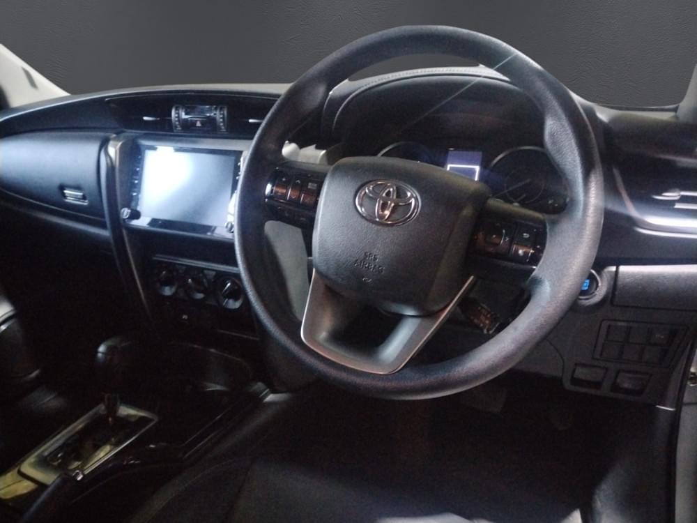 Toyota Fortuner 2.4 Gd-6 Rb 6At