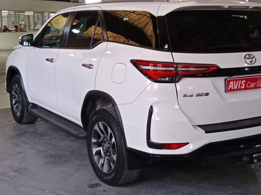 Toyota Fortuner 2.4 Gd-6 At