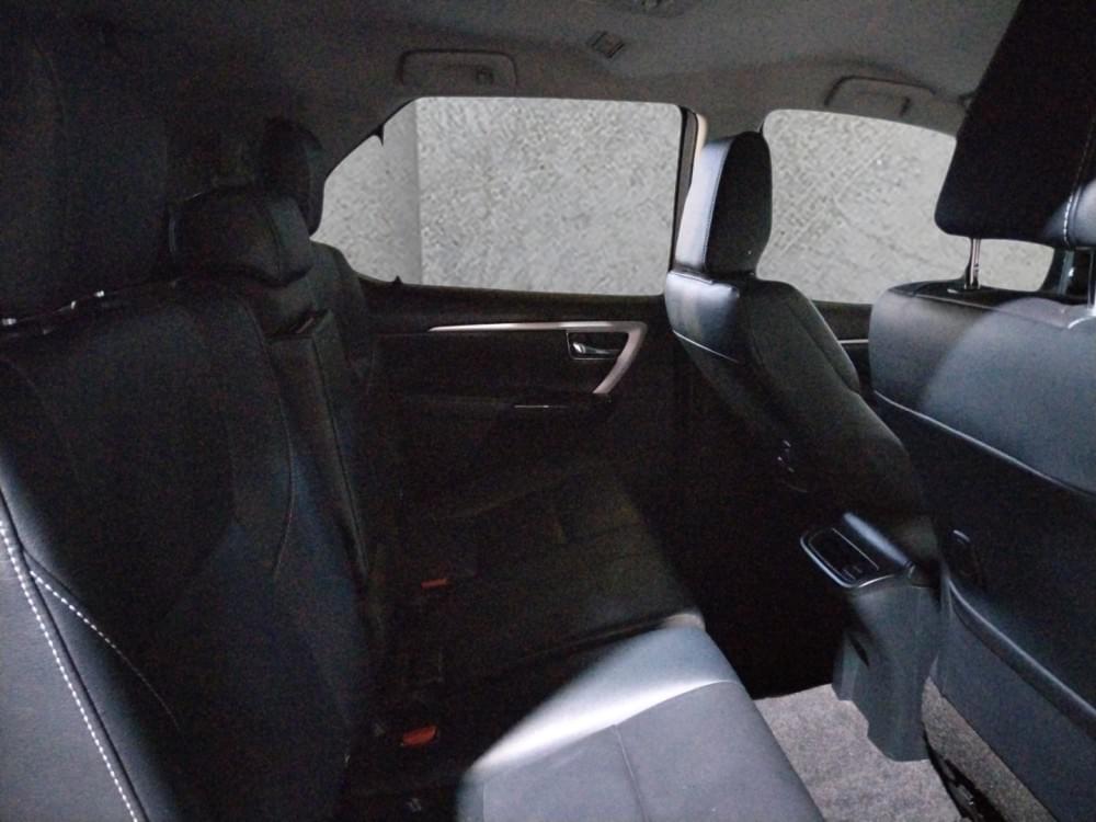 Toyota Fortuner 2.4 Gd-6 Rb At