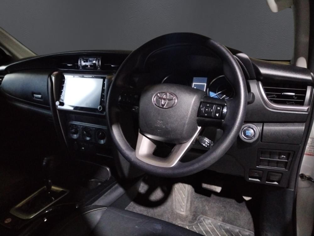 Toyota Fortuner 2.4 Gd-6 Rb 6At