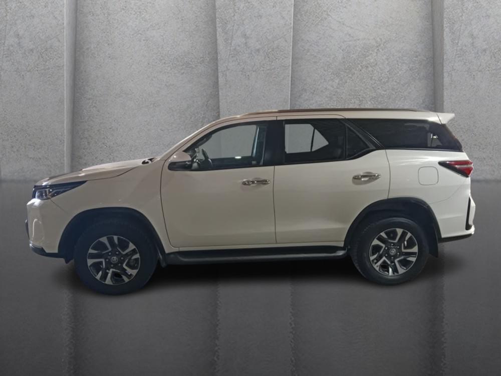 Toyota Fortuner 2.4 Gd-6 At