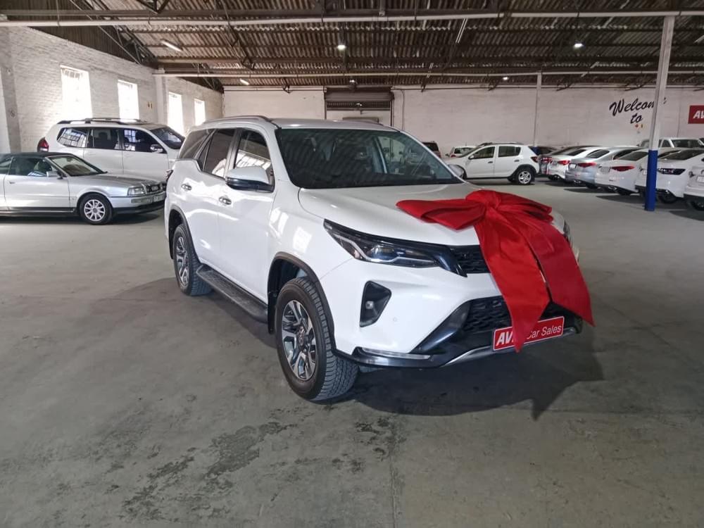 Toyota Fortuner 2.4 Gd-6 At