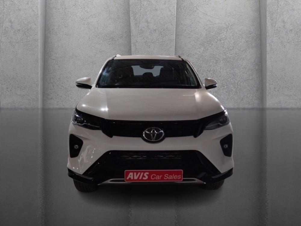 Toyota Fortuner 2.4 Gd-6 Rb At