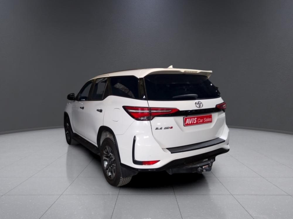 Toyota Fortuner 2.4 Gd-6 Rb 6At