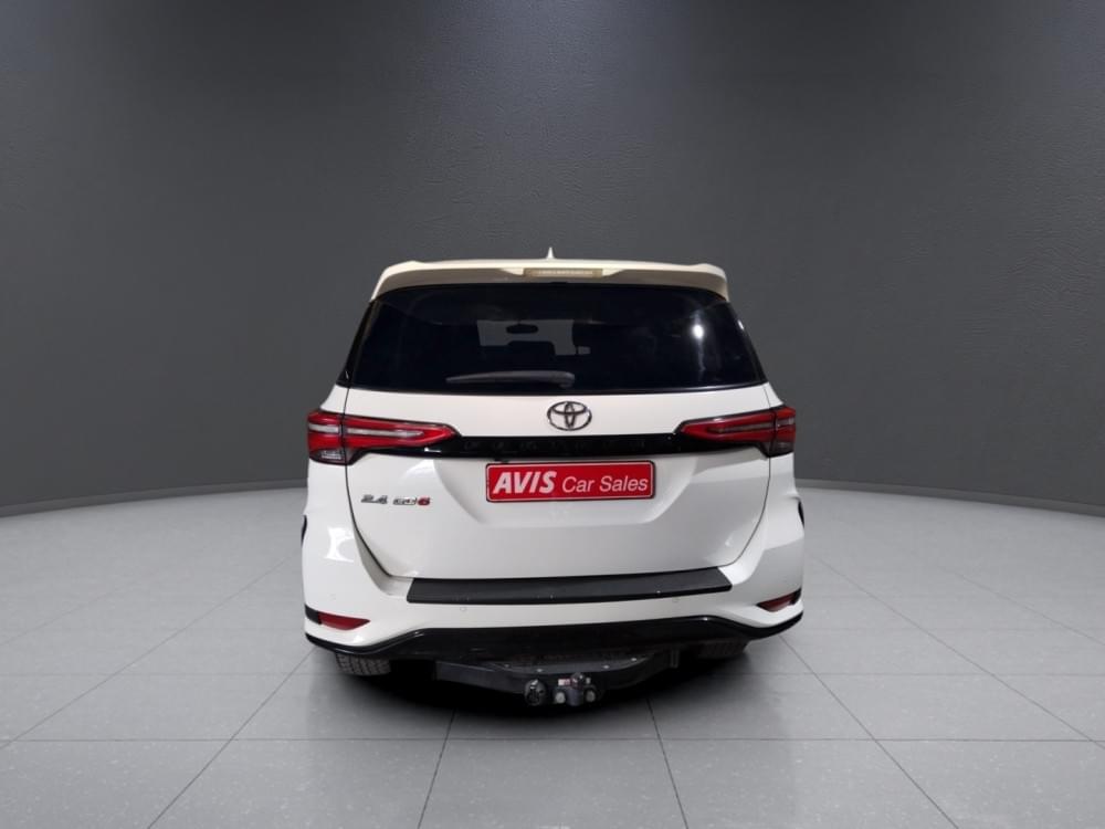 Toyota Fortuner 2.4 Gd-6 Rb 6At