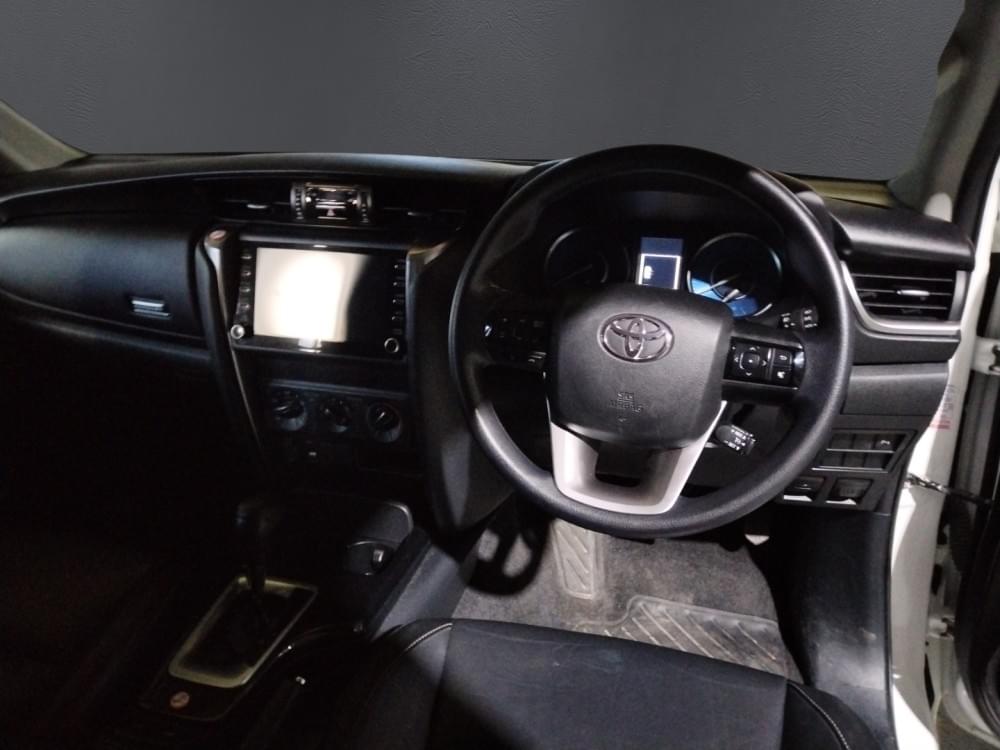 Toyota Fortuner 2.4 Gd-6 Rb 6At