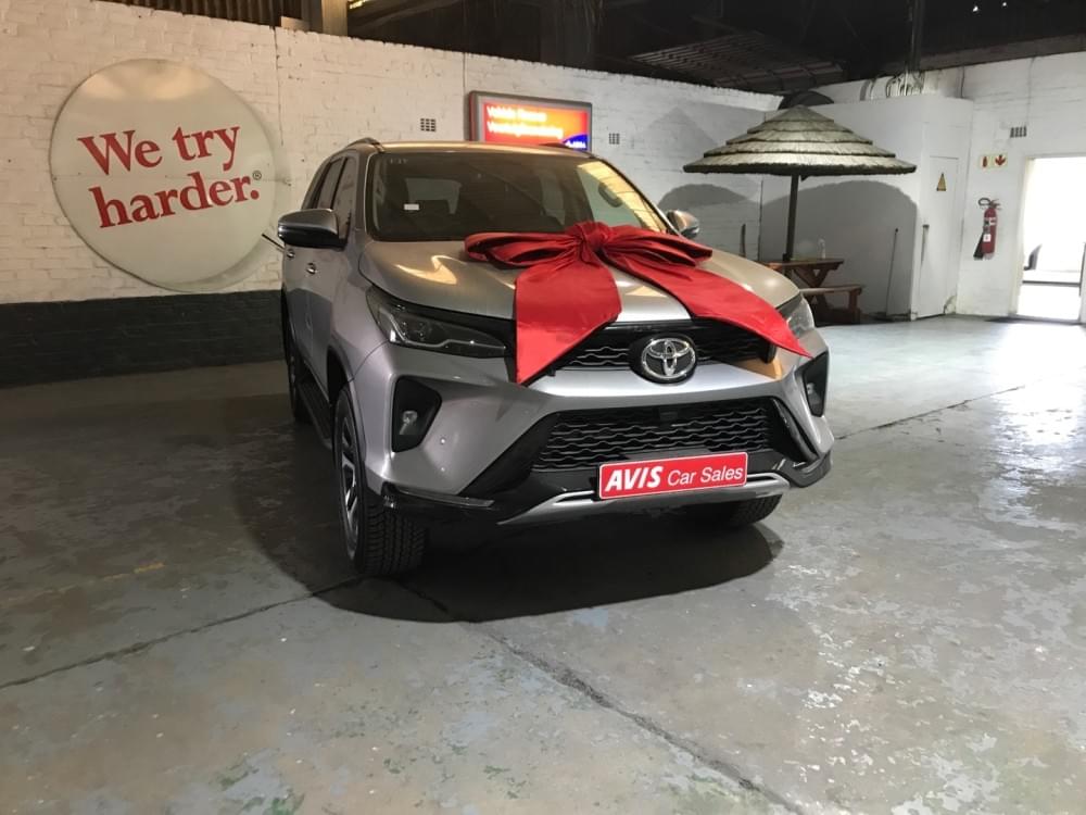 Toyota Fortuner 2.4 Gd-6 At