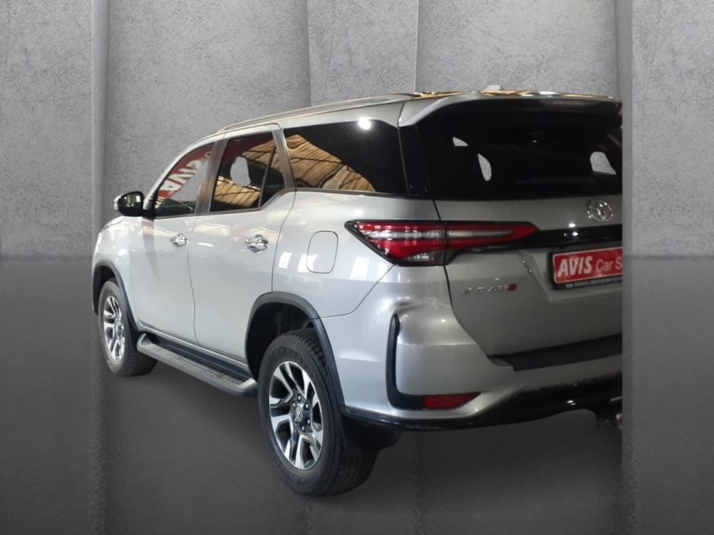 Toyota Fortuner 2.4 Gd-6 Rb 6At