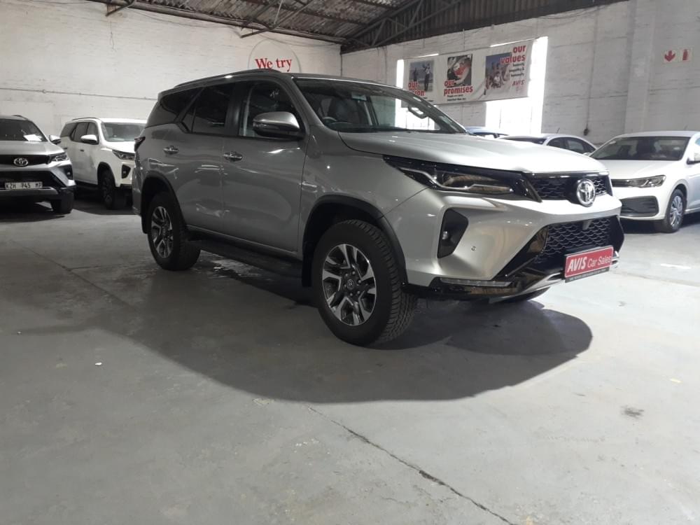 Toyota Fortuner 2.4 Gd-6 Rb 6At
