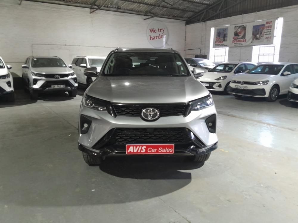 Toyota Fortuner 2.4 Gd-6 4X4 At
