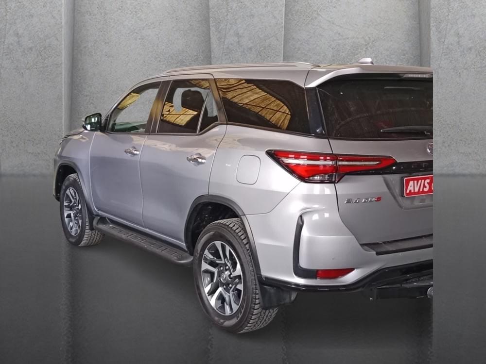 Toyota Fortuner 2.4 Gd-6 4X4 At