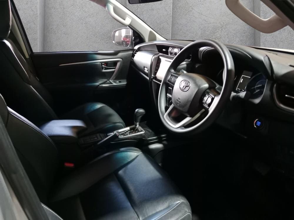 Toyota Fortuner 2.4 Gd-6 4X4 At
