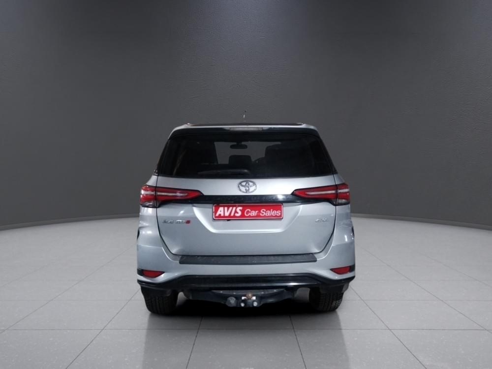 Toyota Fortuner 2.4 Gd-6 4X4 6At