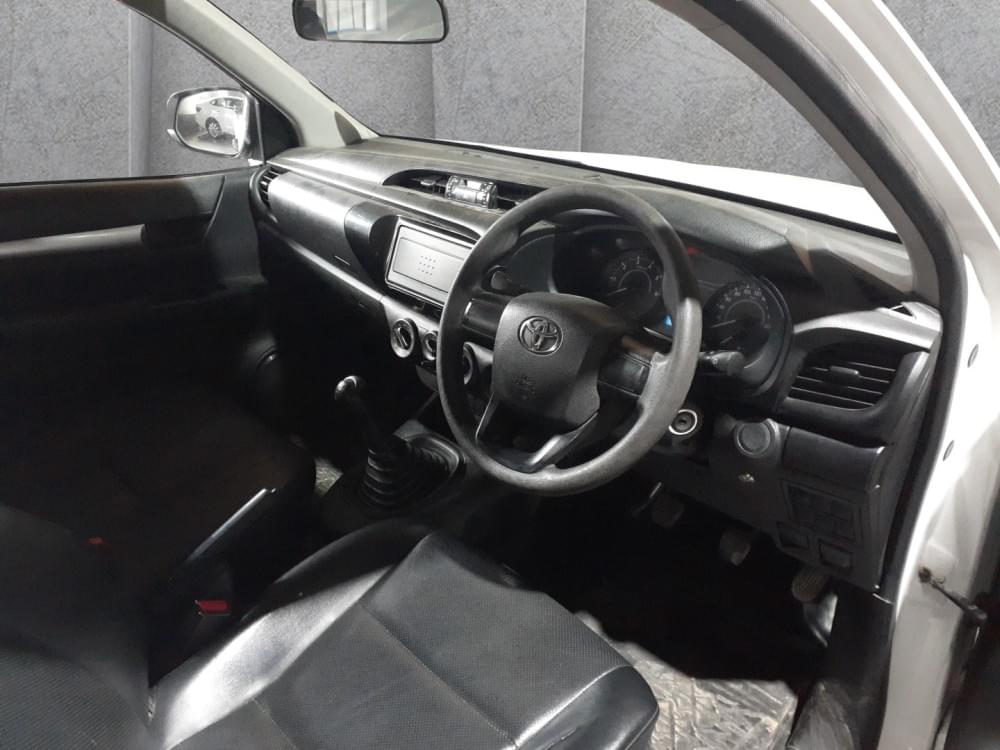 Toyota Hilux 2.4 Gd A/C