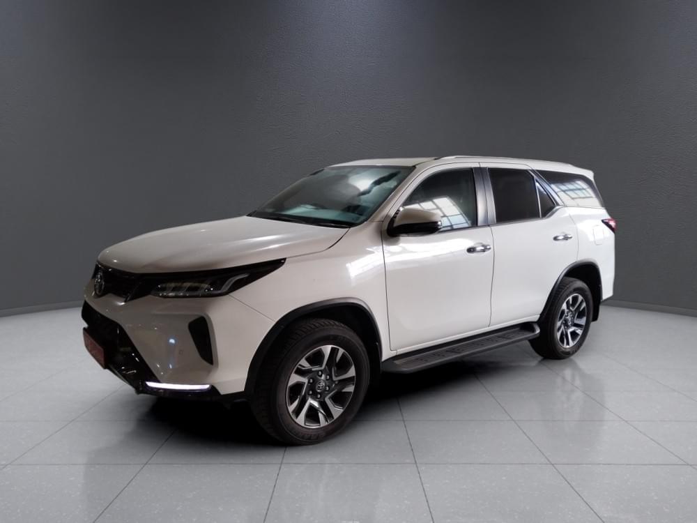 Toyota Fortuner 2.8 Gd-6 Rb At
