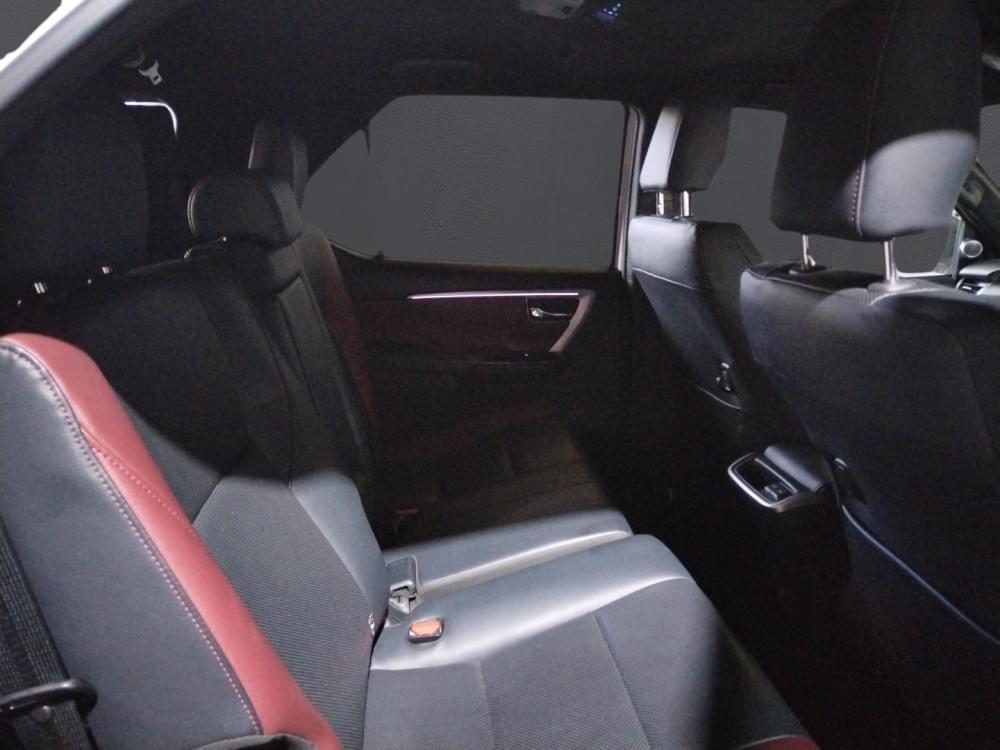 Toyota Fortuner 2.8 Gd-6 Rb At