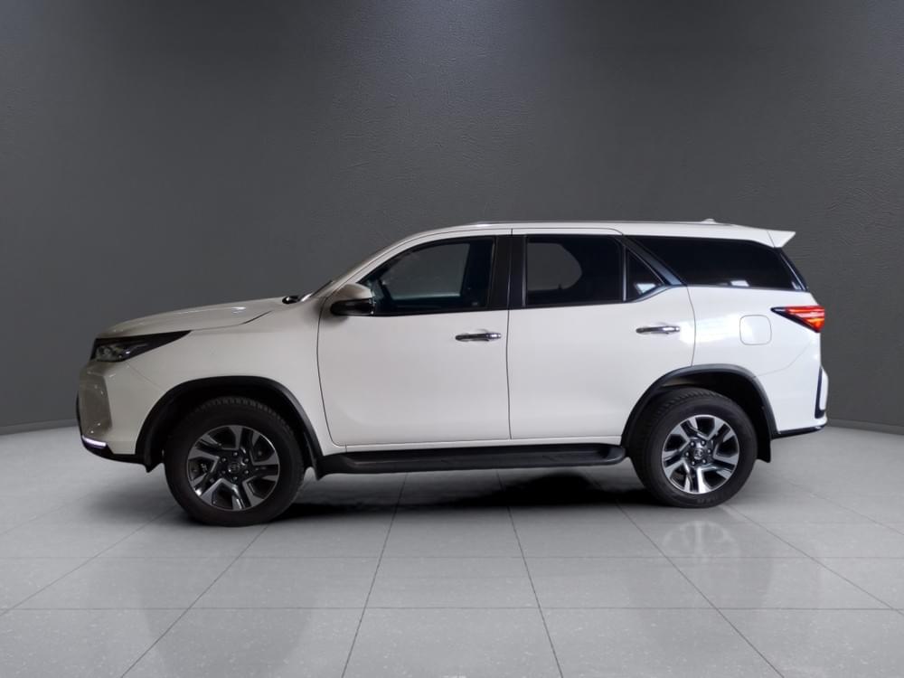 Toyota Fortuner 2.8 Gd-6 Rb At