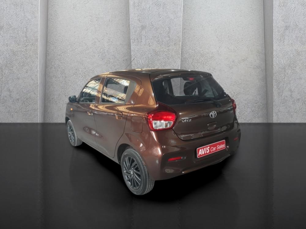 Toyota Vitz 1.0 Xr Amt