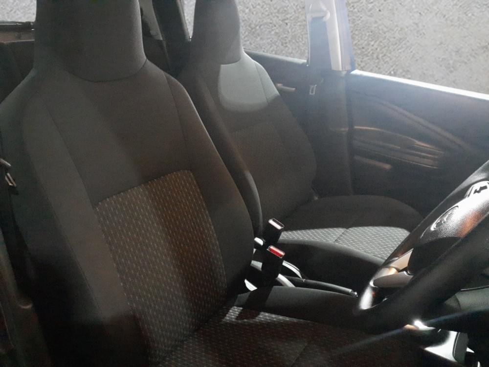 Toyota Vitz 1.0 Xr Amt