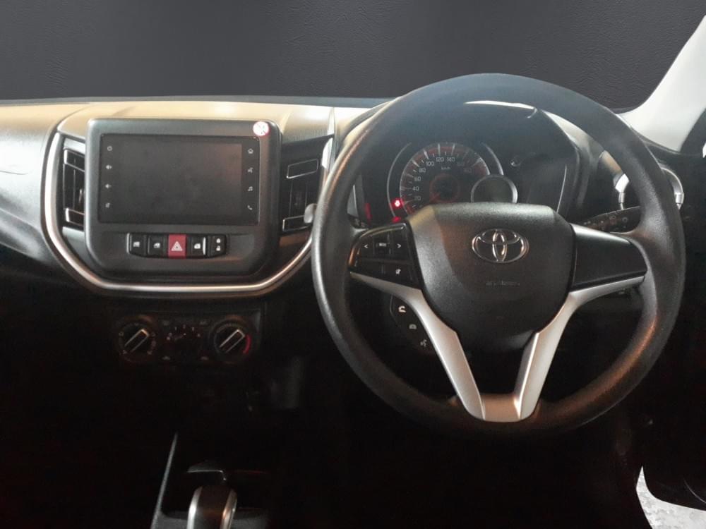 Toyota Vitz 1.0 Xr Amt