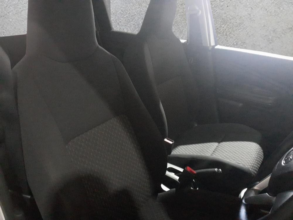 Toyota Vitz 1.0 Xr Amt