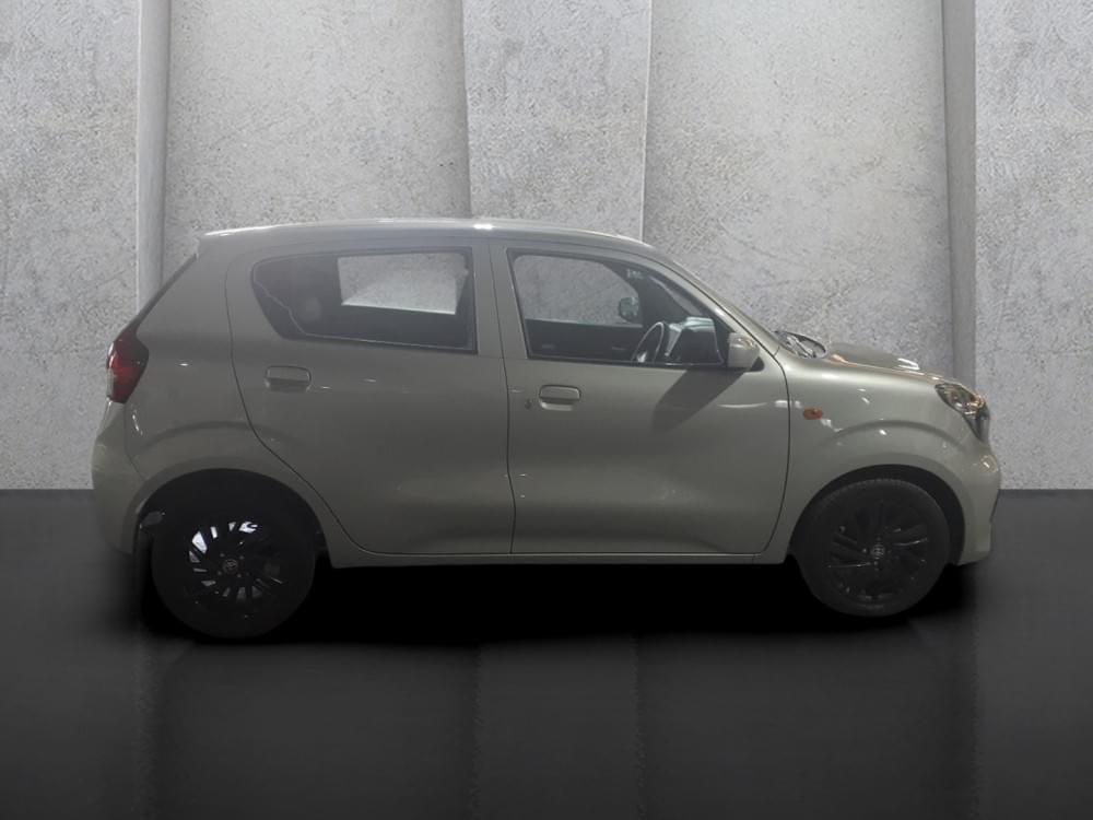 Toyota Vitz 1.0 Xr Amt