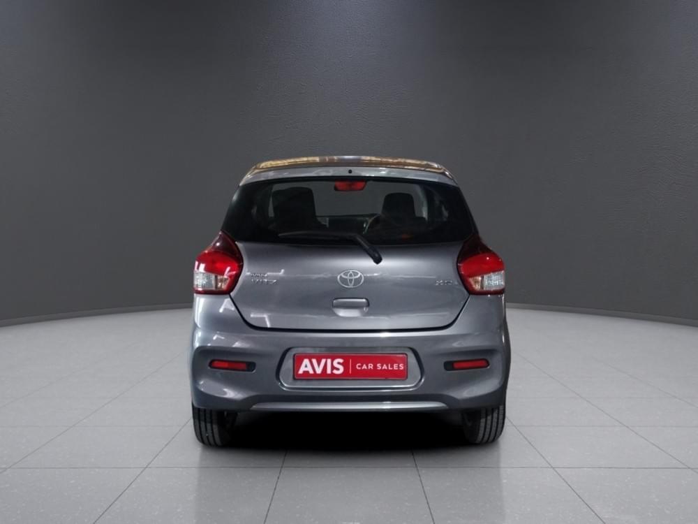 Toyota Vitz 1.0 Xr Mt