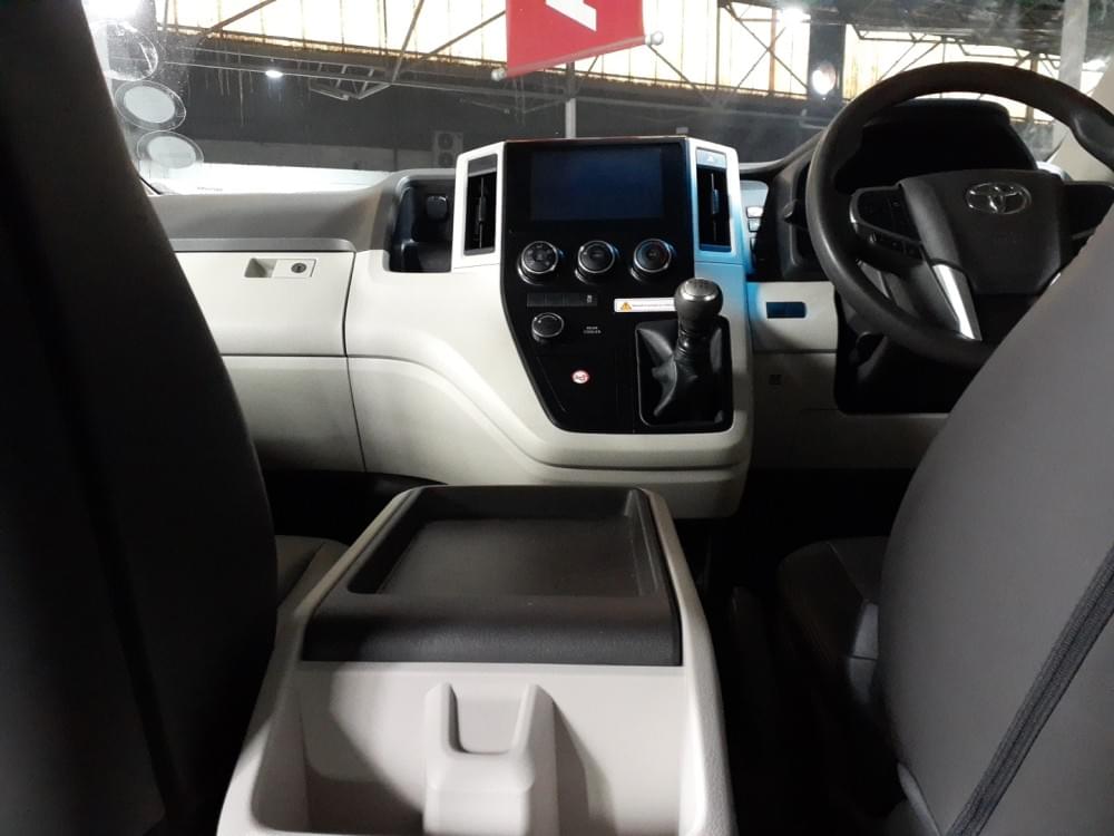 Toyota Quantum 2.8 Gl 11-Seater Lwb