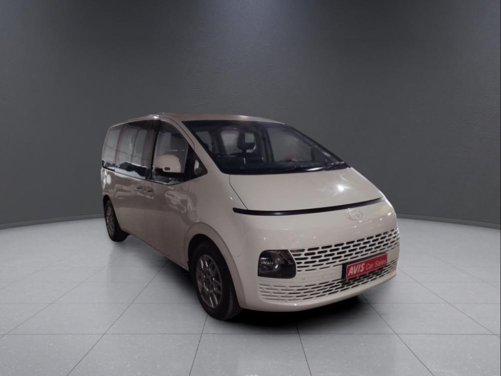 Hyundai Staria 2.2D Executive 9 Seater At