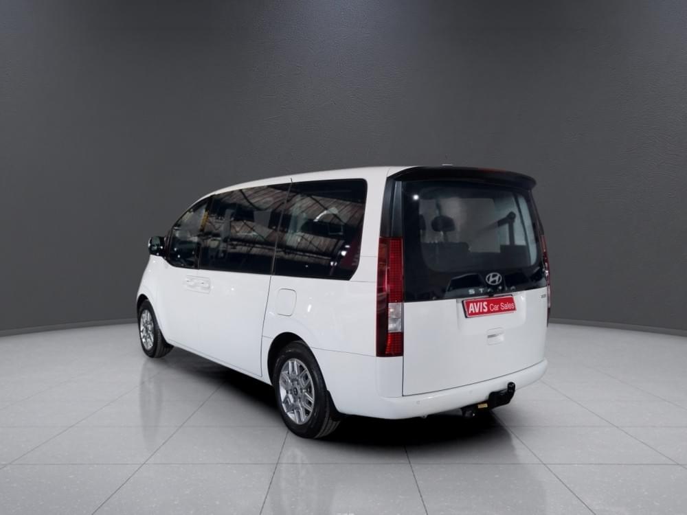 Hyundai Staria 2.2D Executive 9 Seater At