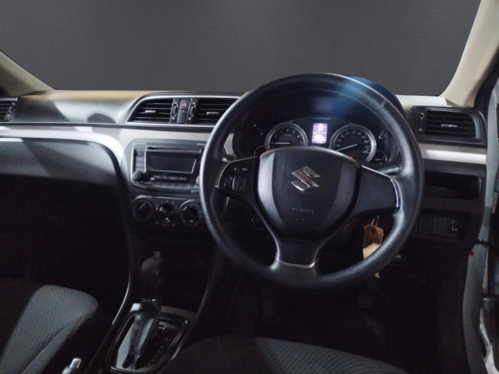 Suzuki N/A 1.5 Gl At