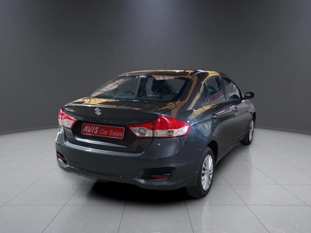 Suzuki N/A 1.5 Gl At