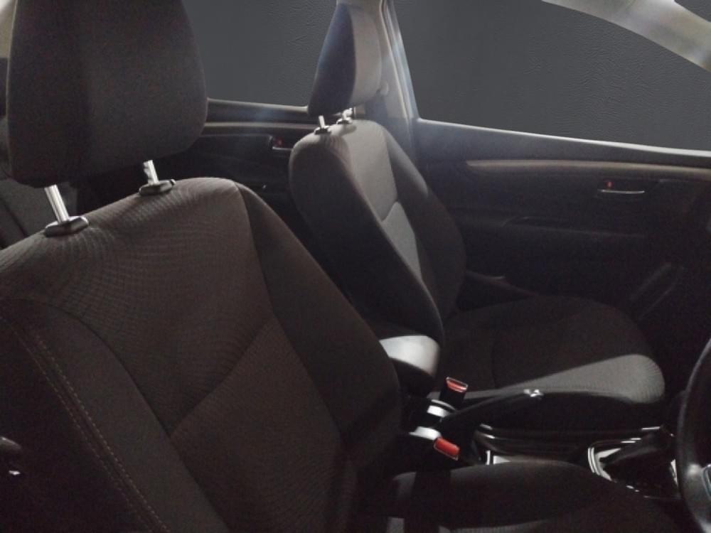Suzuki N/A 1.5 Gl At