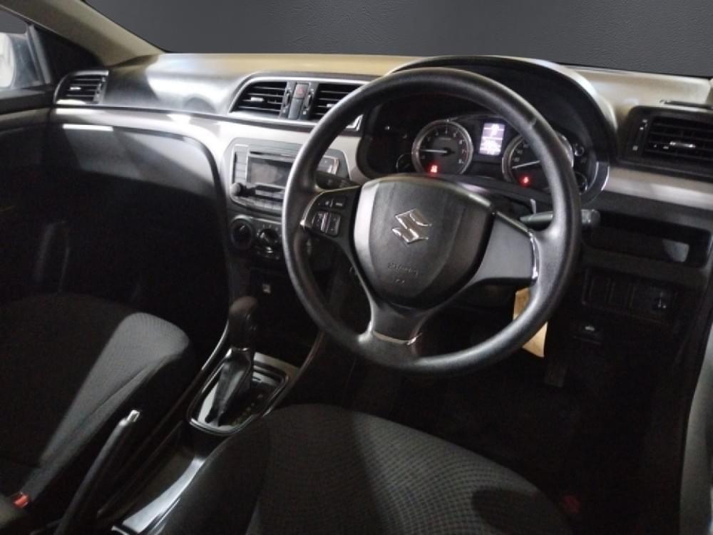 Suzuki N/A 1.5 Gl At