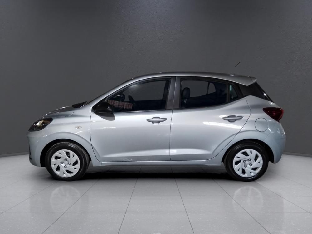 Hyundai N/A 1.2 Premium At