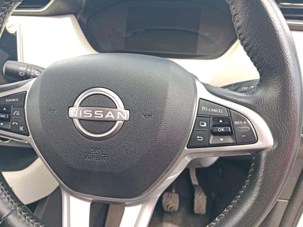 Nissan Magnite 1.0 Acenta Cvt Oled