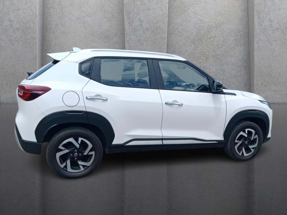 Nissan Magnite 1.0 Acenta Plus Cvt Oled