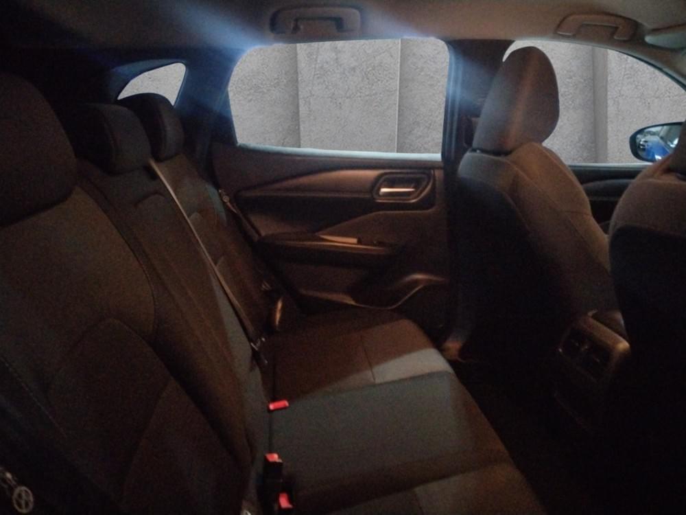 Nissan Qashqai 1.3T Acenta Xtronic 2-Tone