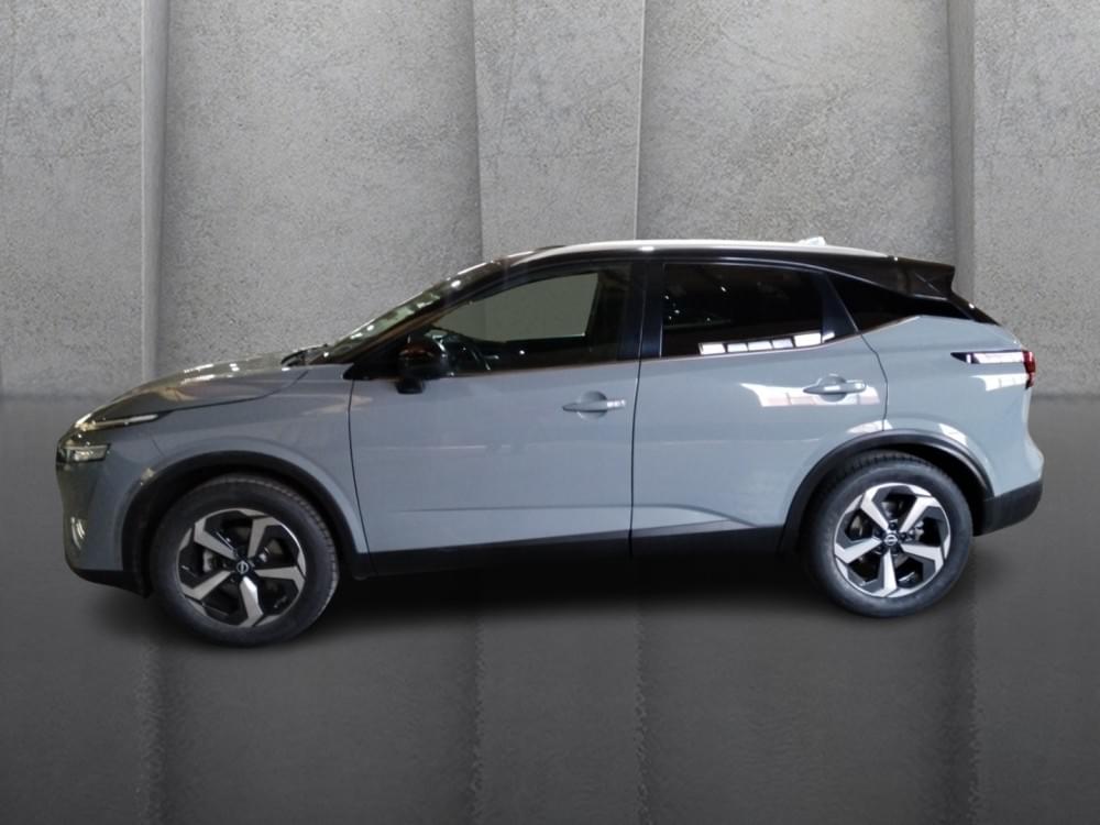 Nissan Qashqai 1.3T Acenta Xtronic 2-Tone