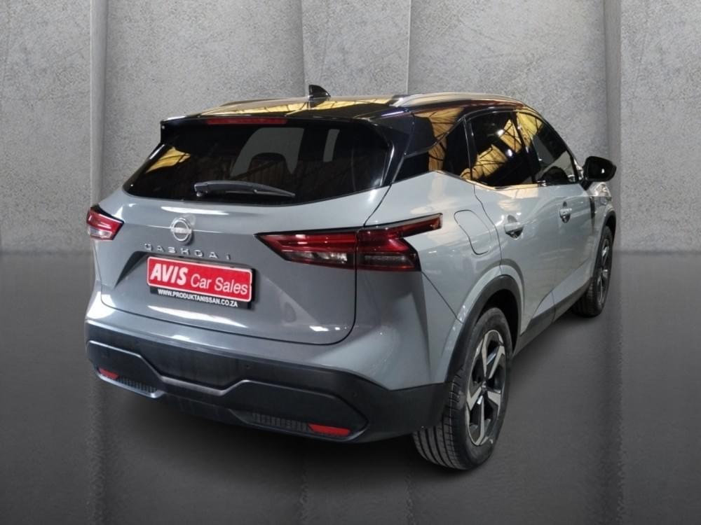 Nissan Qashqai 1.3T Acenta Xtronic 2-Tone