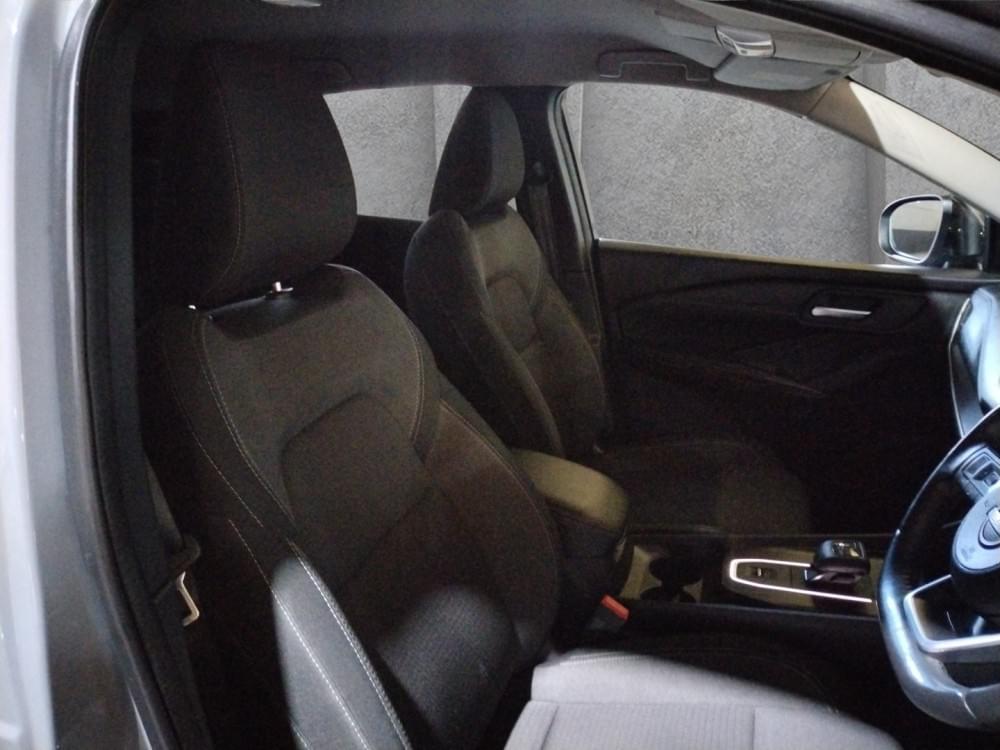 Nissan Qashqai 1.3T Acenta Xtronic 2-Tone