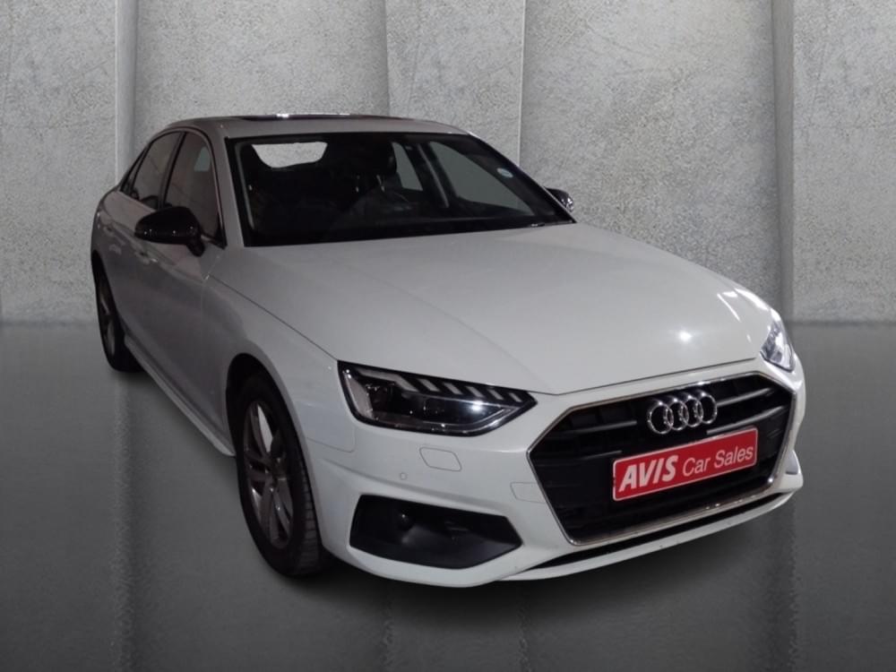 Audi A4 Sedan 40 Tfsi S Tronic S Line
