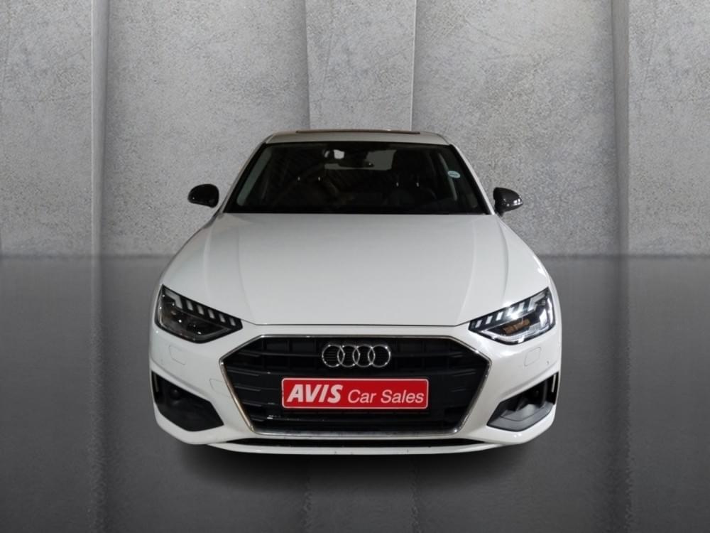 Audi A4 Sedan 40 Tfsi S Tronic S Line