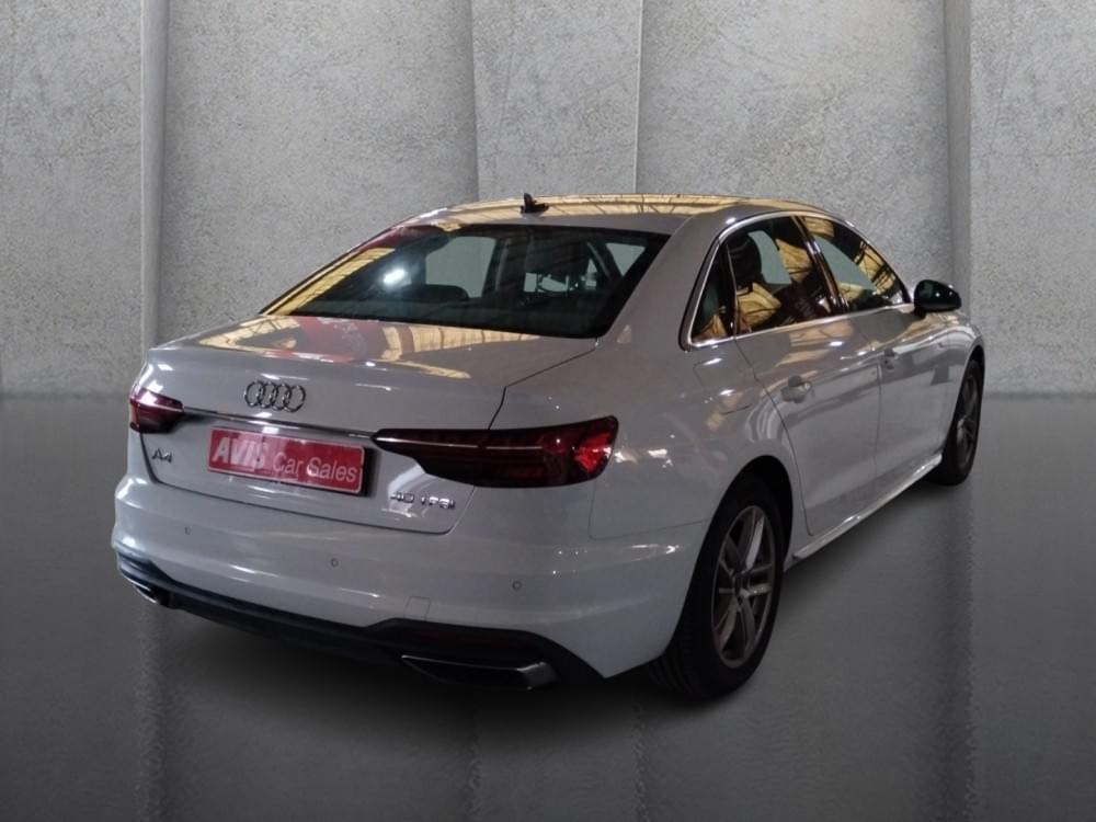 Audi A4 Sedan 40 Tfsi S Tronic S Line