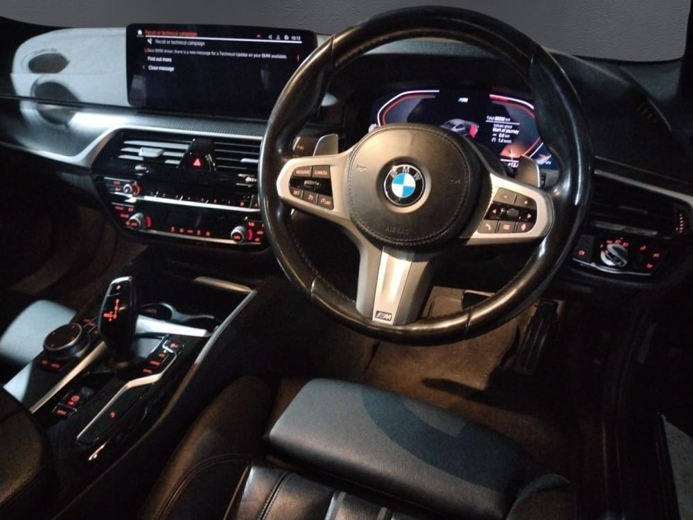 Bmw 5 Series Sedan 520D M Sport Steptronic