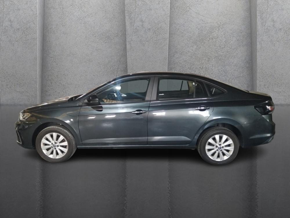 Volkswagen Polo Sedan 1.6 Life