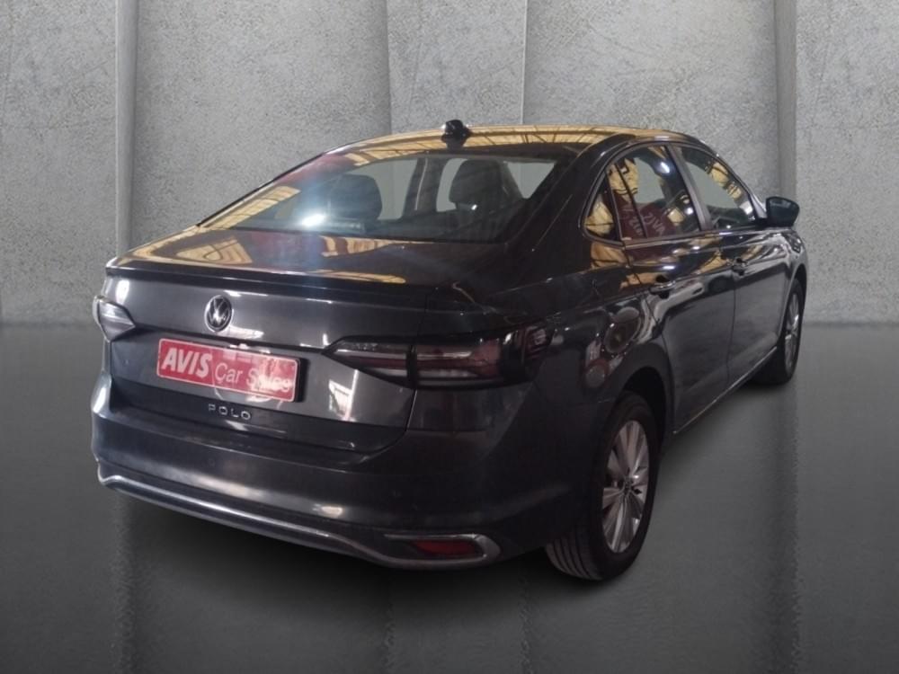 Volkswagen Polo Sedan 1.6 Life